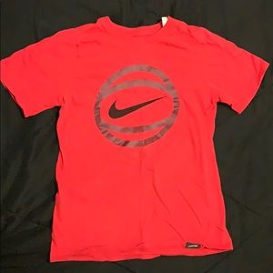 Nike boys basketball shirt
